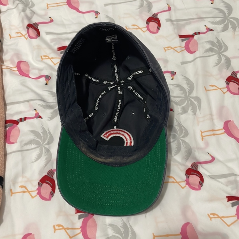 Cubs baseball hat - Picture 2 of 3